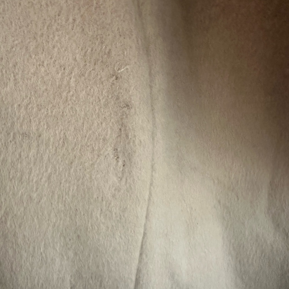 Badgley Mischka Women's light pink coat- Read description - Picture 6 of 7